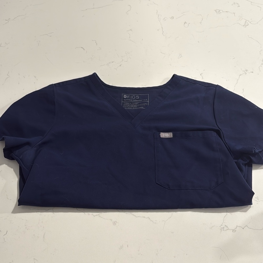 FIGS Catarina Scrub top